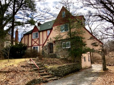 Egan Hills Drive, Paddock Hills, Cincinnati, OH 