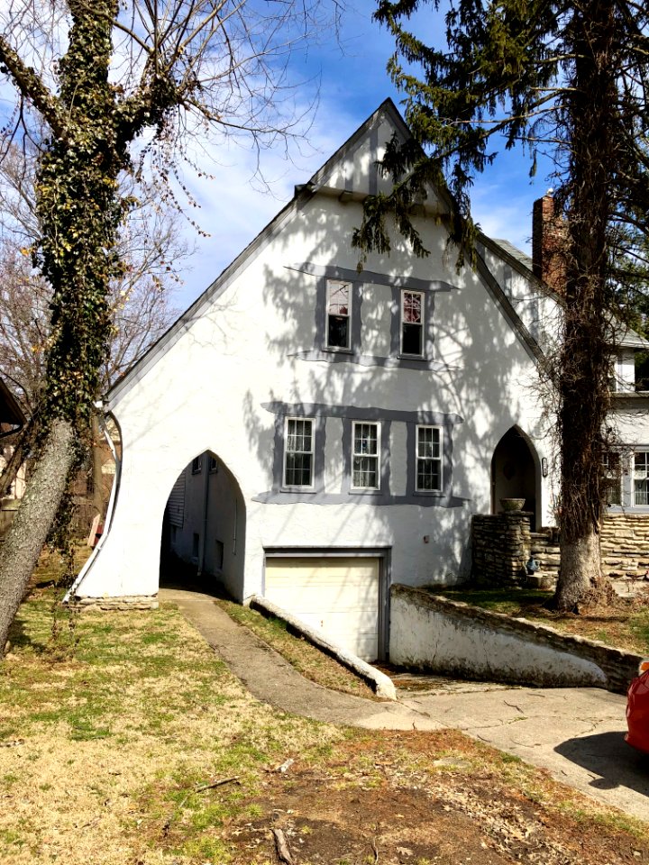 Avon Drive, Paddock Hills, Cincinnati, OH 