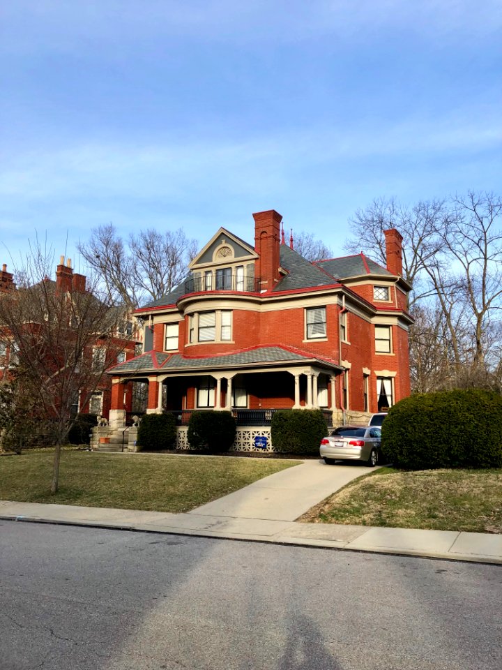 Fairfield Avenue, East Walnut Hills, Cincinnati, OH 