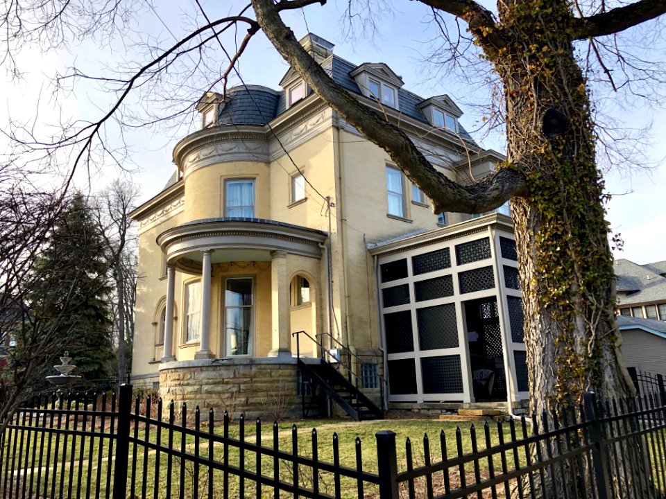 Fairfield Avenue, East Walnut Hills, Cincinnati, OH 