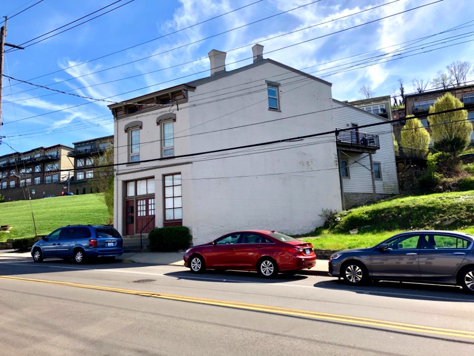 Pike Street, Lewisburg, Covington, KY 