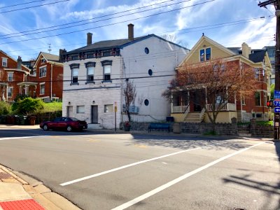 Pike Street, Lewisburg, Covington, KY 