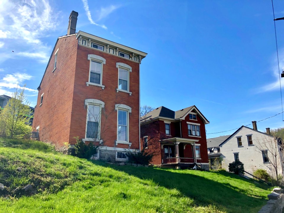 Pike Street, Lewisburg, Covington, KY 