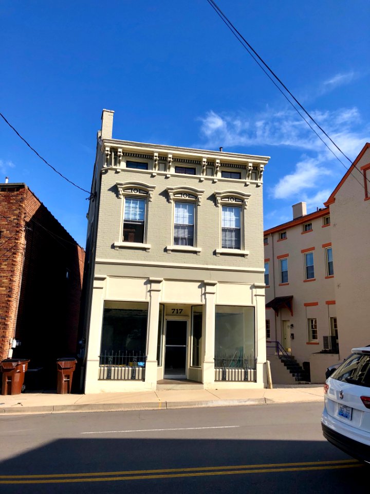 Pike Street, Lewisburg, Covington, KY 