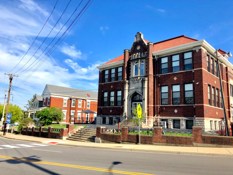 Prince of Peace Catholic School, Pike Street, Lewisburg, C… 
