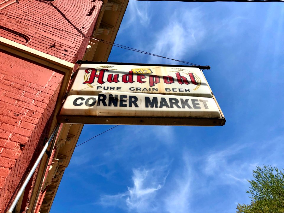 Hudepohl Corner Market Sign, Mutter Gottes, Covington, KY 