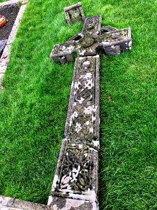Fallen Monument, Graveyard, Rock of Cashel, Caiseal, Éire 