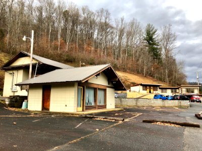 Old Thunderbird Motel, Cherokee, NC 