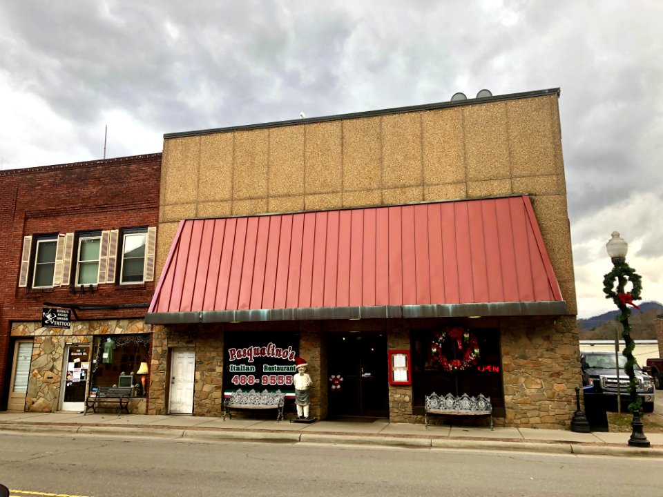 Everett Street, Bryson City, NC 