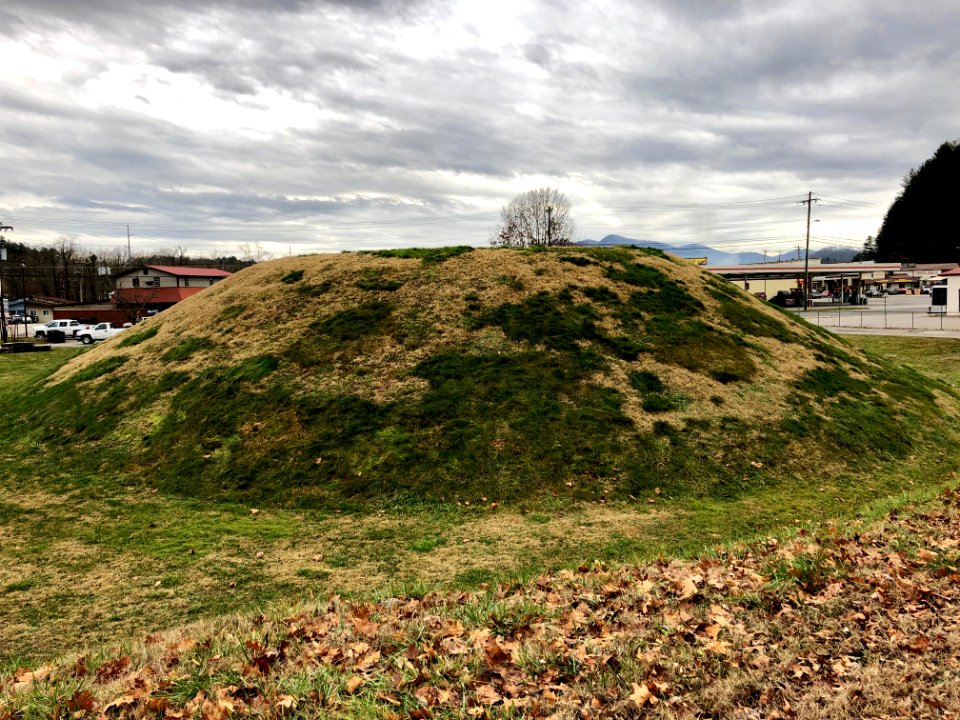 Nikwasi Mound, Franklin, NC 