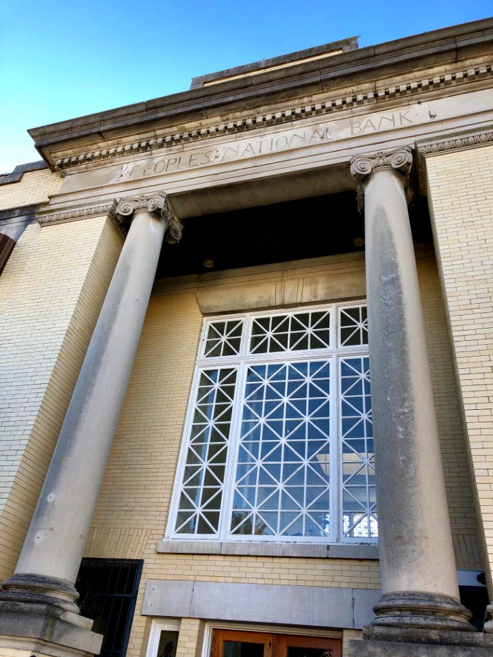 People's National Bank Building, Hendersonville, NC 