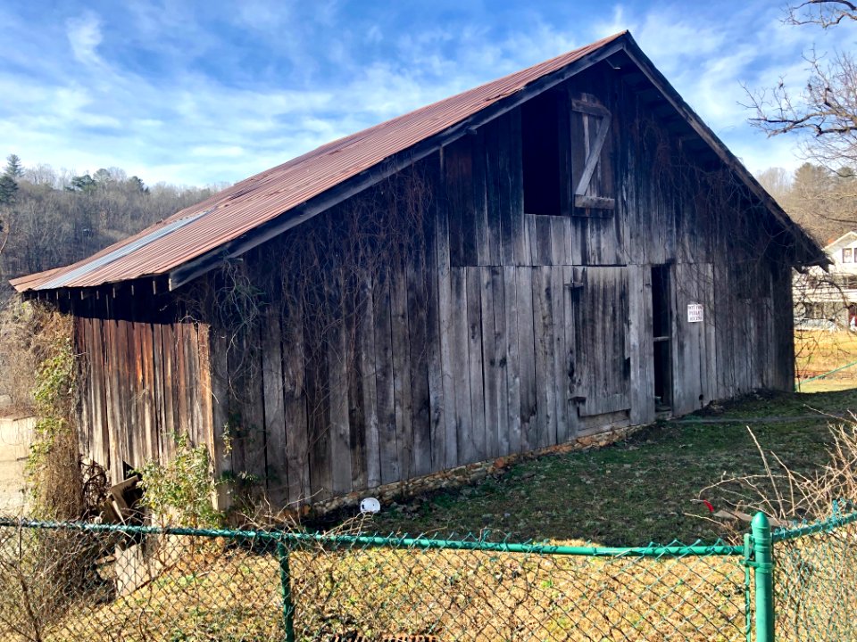 Barn, Monteith Farmstead, Dillsboro, NC 