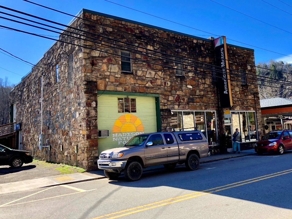 American Motors Building, Marshall, NC 