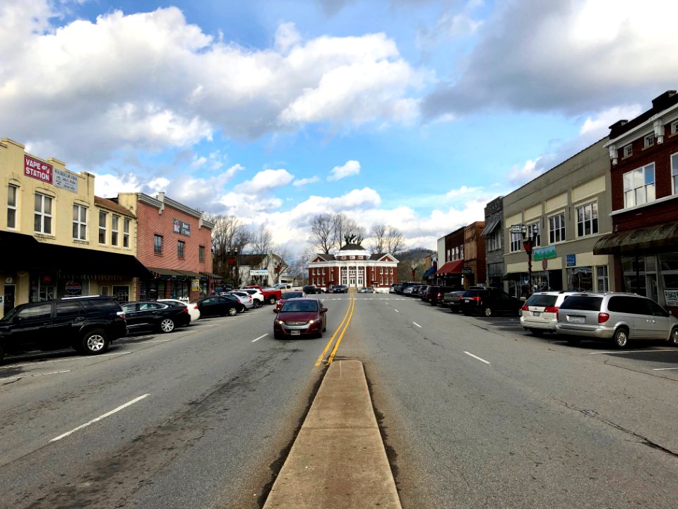 Valley River Avenue, Murphy, NC 