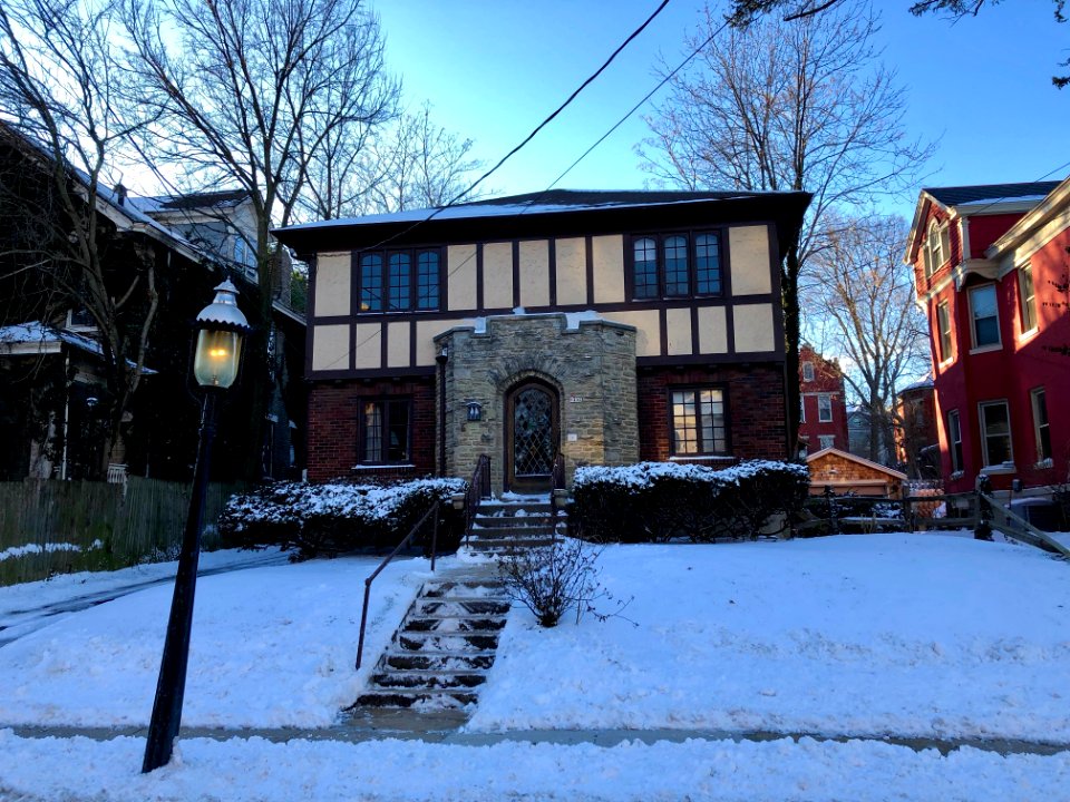 Middleton Avneue, Clifton, Cincinnati, OH 