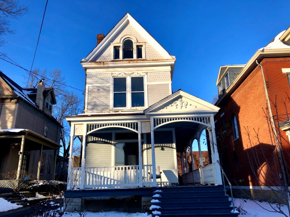 Howell Avenue, Clifton, Cincinnati, OH 