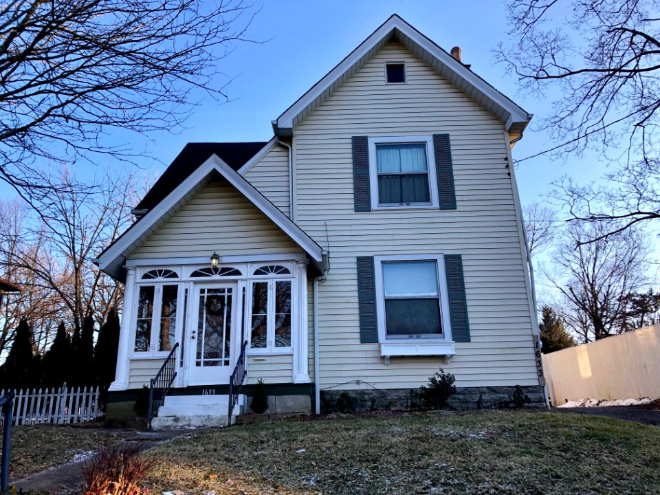 Larch Avenue, College Hill, Cincinnati, OH 