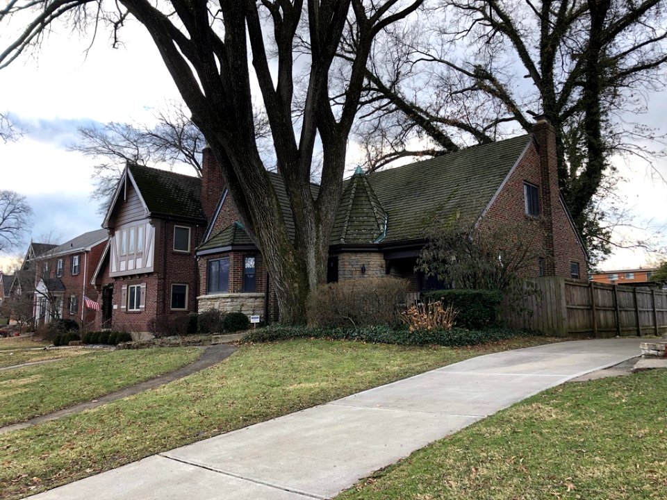 Drakewood Drive, Oakley, Cincinnati, OH 