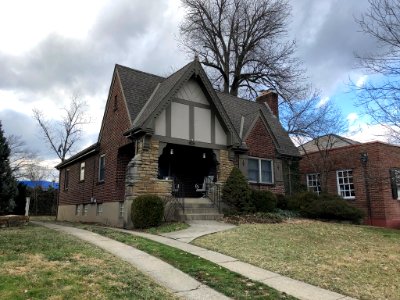 Drakewood Drive, Oakley, Cincinnati, OH 
