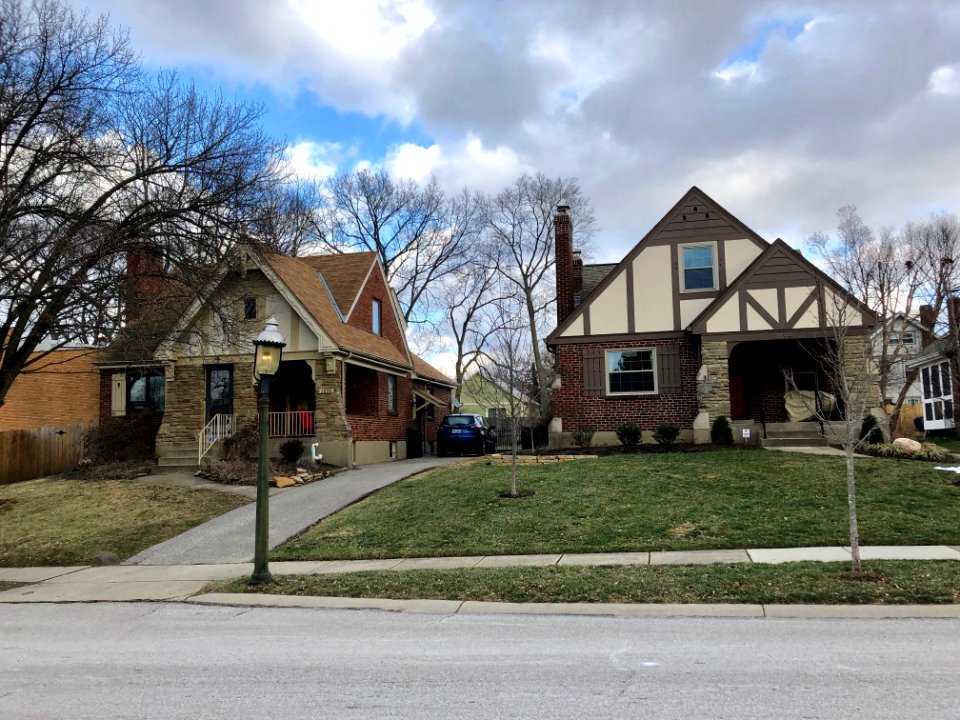 Drakewood Drive, Oakley, Cincinnati, OH 