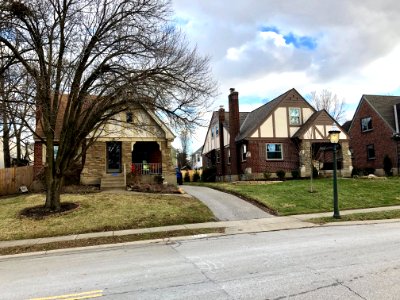Drakewood Drive, Oakley, Cincinnati, OH 