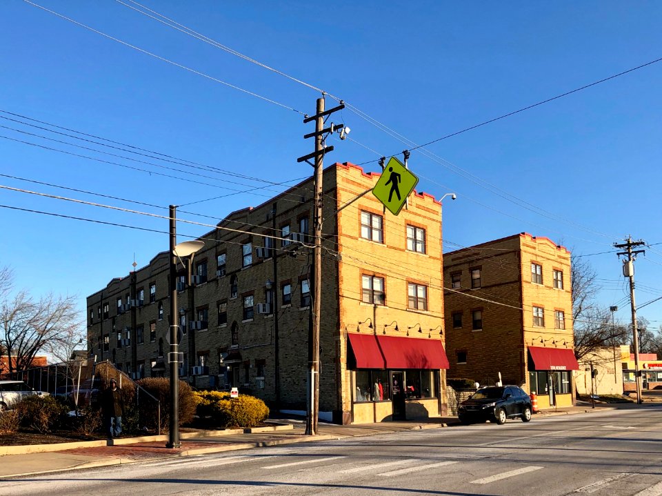 Hollywood Apartments, College Hill, Cincinnati, OH 