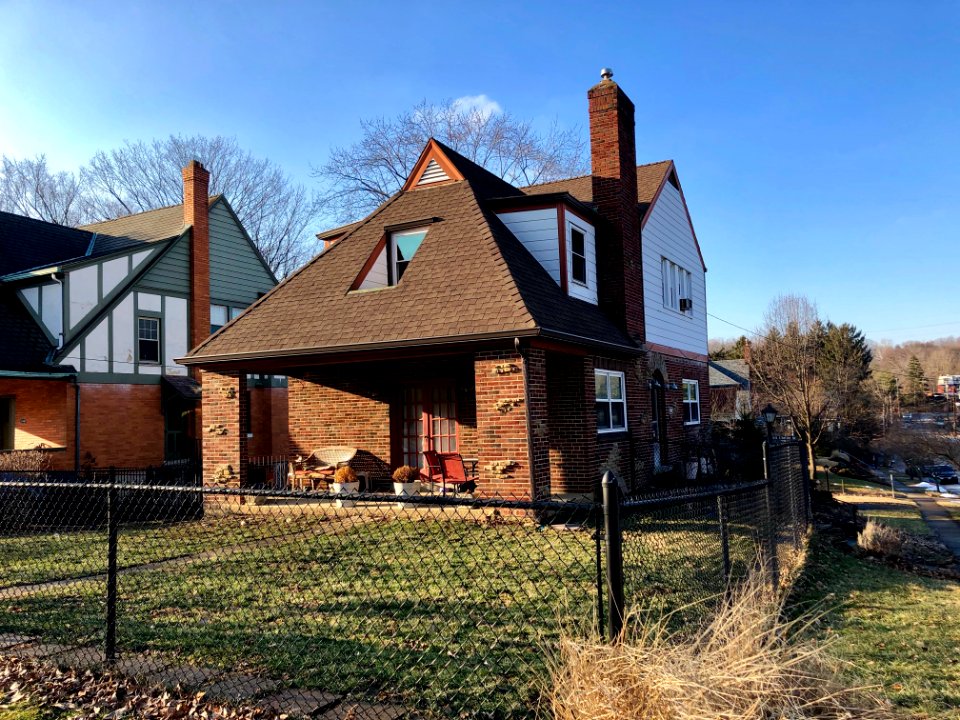 Howard Avenue, Northside, Cincinnati, OH 