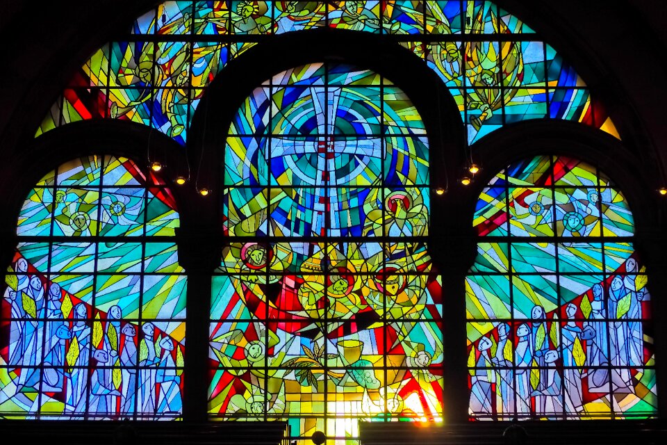 Shine through color glass