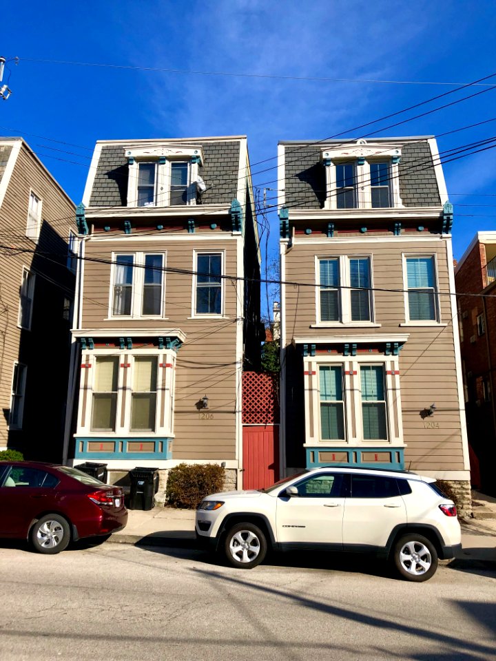Wareham Drive, Mount Adams, Cincinnati, OH 