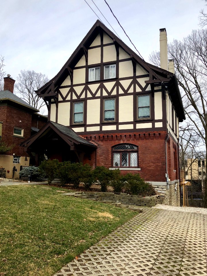 Upland Place, East Walnut Hills, Cincinnati, OH 