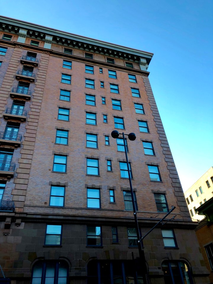 Metropole Hotel Building (21c Hotel), Cincinnati, OH 