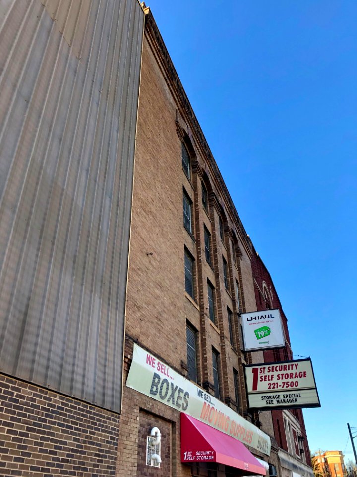 Gilbert Avenue, Walnut Hills, Cincinnati, OH 