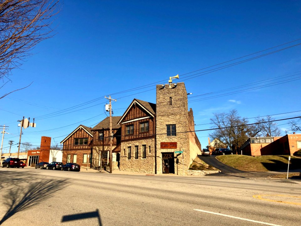 Gilbert Avenue, Walnut Hills, Cincinnati, OH 