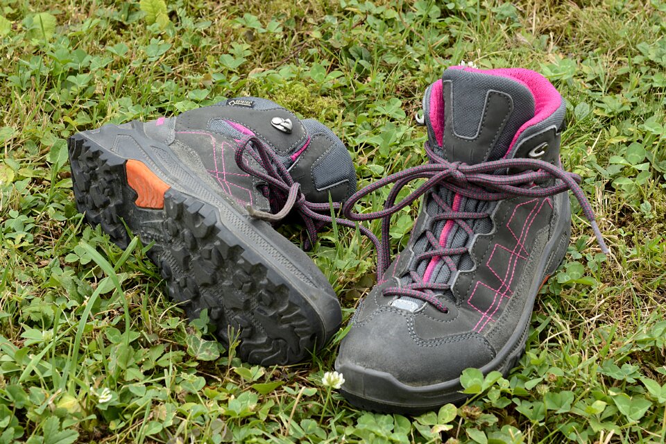 Outdoor alpine boots shoelaces