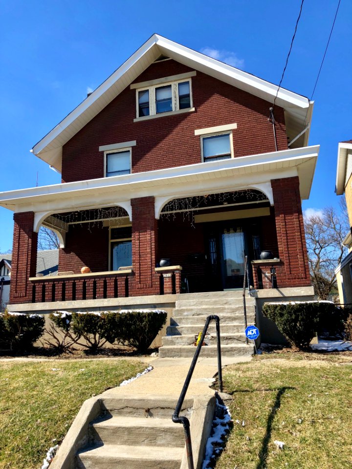 Stanton Avenue, Walnut Hills, Cincinnati, OH 