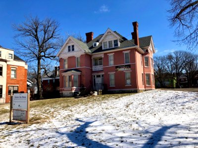 Stanton Avenue, Walnut Hills, Cincinnati, OH 