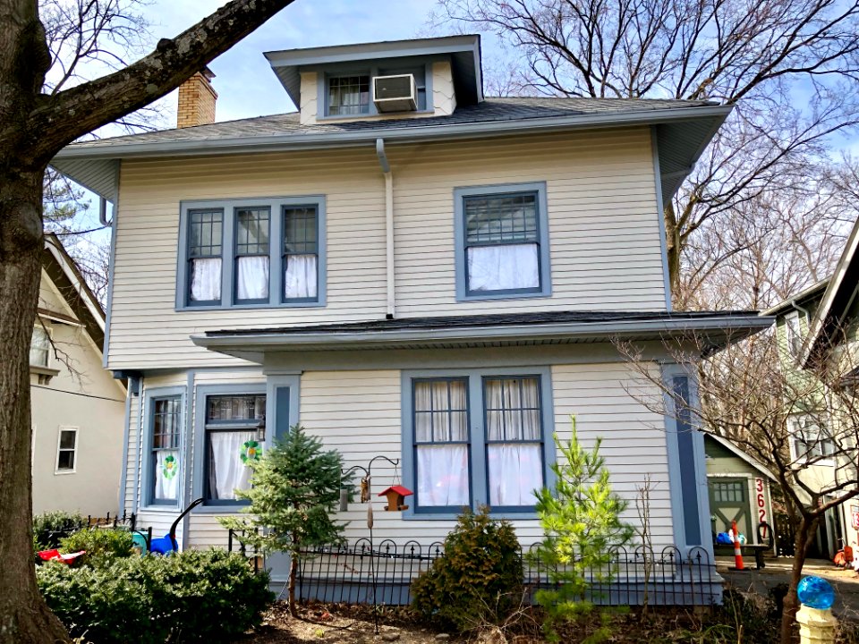 Stettinius Avenue, Hyde Park, Cincinnati, OH 