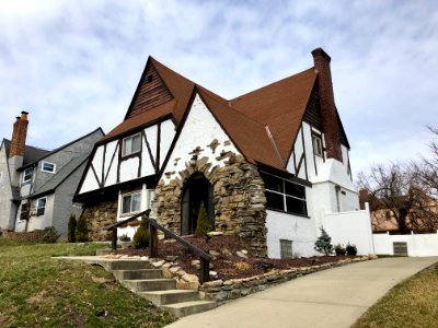 Egan Hills Drive, Paddock Hills, Cincinnati, OH 