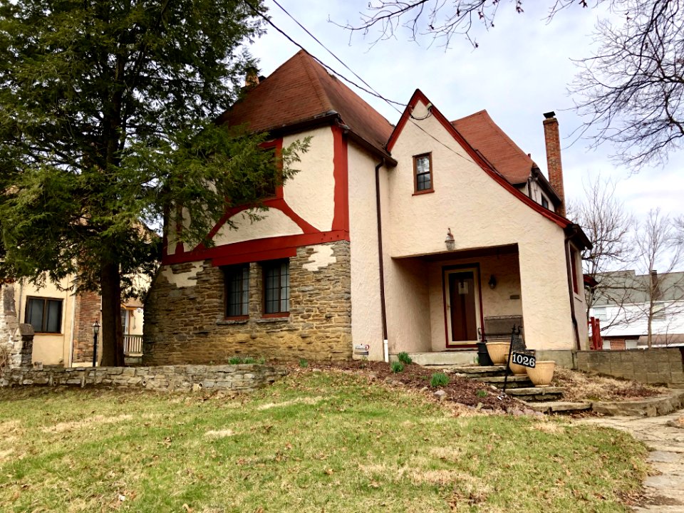 Egan Hills Drive, Paddock Hills, Cincinnati, OH 