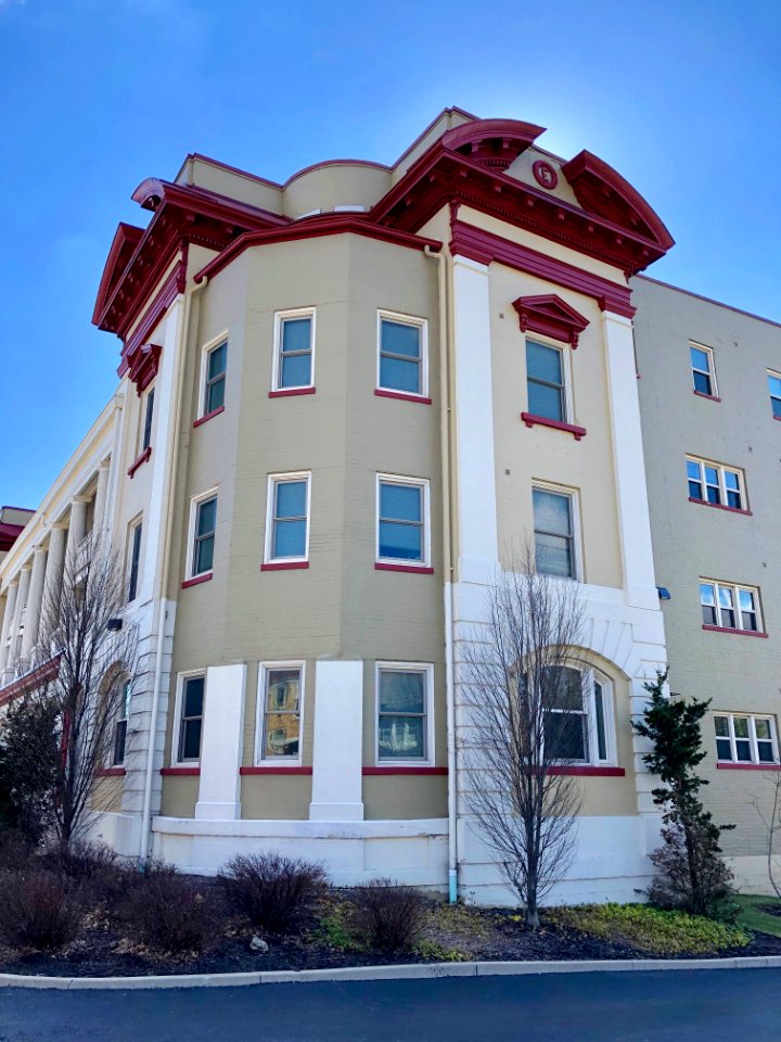 The Elberon Apartments, East Price Hill, Cincinnati, OH 