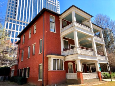 Margaret Mitchell House and Museum (Crescent Apartments), … 