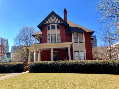 Margaret Mitchell House and Museum (Crescent Apartments), … 