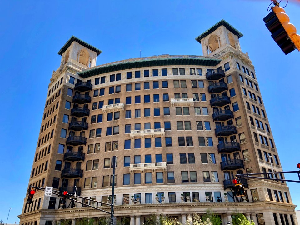 Ponce de Leon Apartments, Midtown, Atlanta, GA 