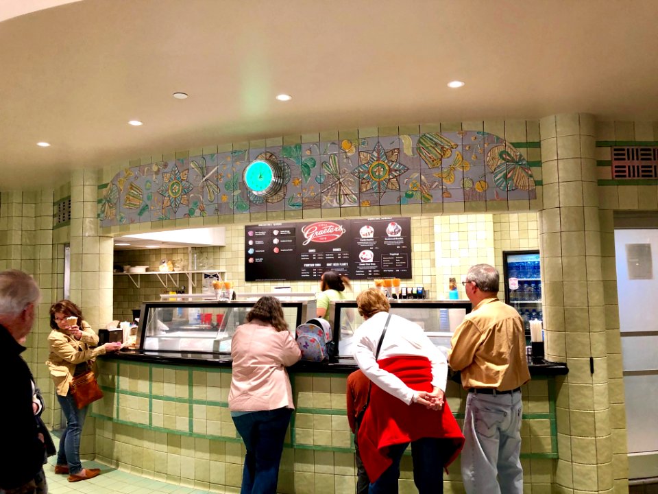 Rookwood Tea Room (Graeter's Ice Cream Parlor), Cincinnati… 