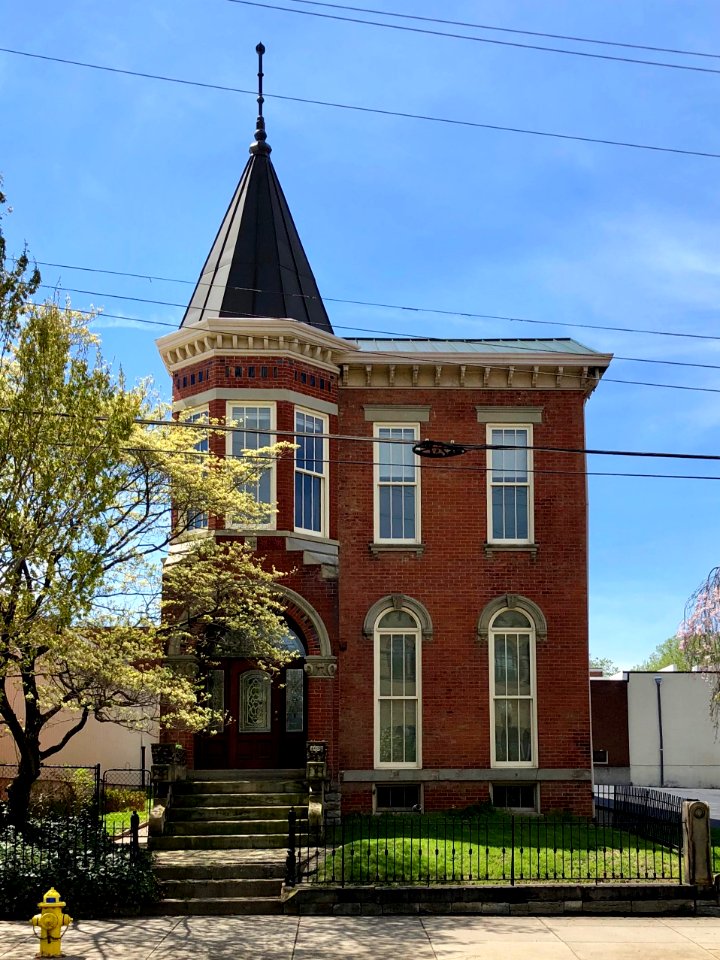 Madison Avenue, Eastside, Covington, KY 