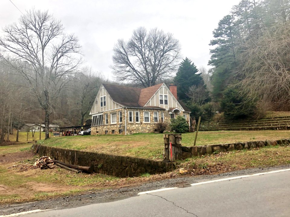 Mockingbird Lane, Dillsboro, NC 