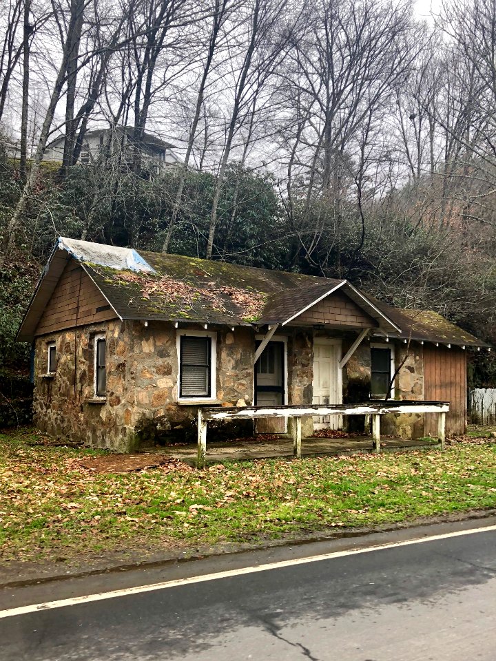 Carol's Cabins, Dillsboro, NC 
