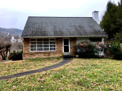 Dillsboro Road, Sylva, NC 