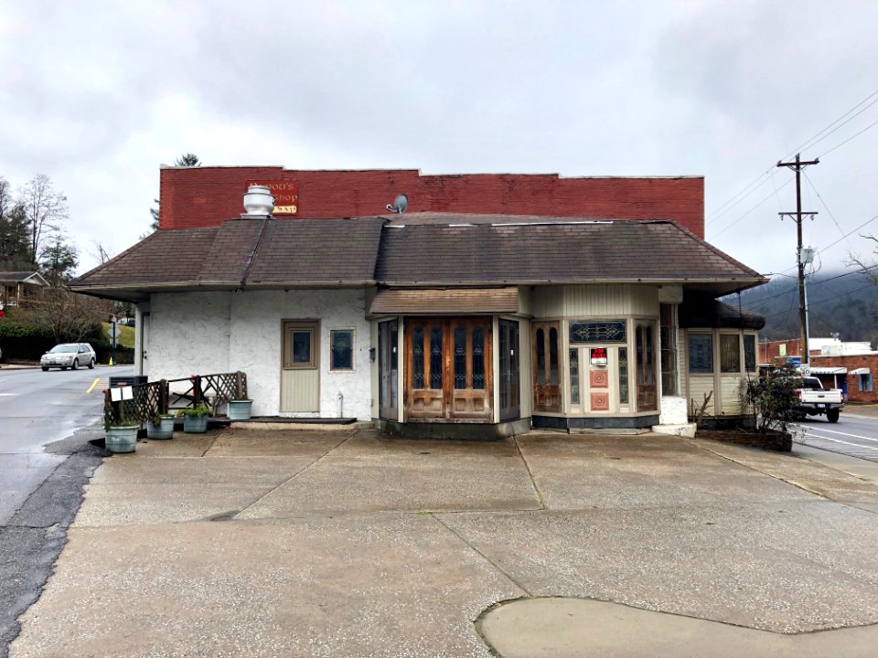 Old Cope's Gulf Station, Sylva, NC 