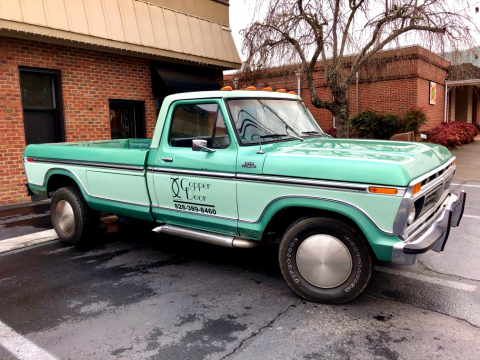 Cooper Door Truck, Hayesville, NC 